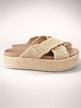 DOLCE VITA Beige Raffia Platform Slide Sandals Sz7 Beachy Summer Vacation Style